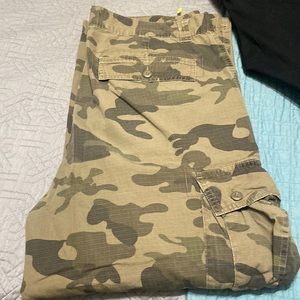 Premier camouflaged cargo pants/jeans sz38x30